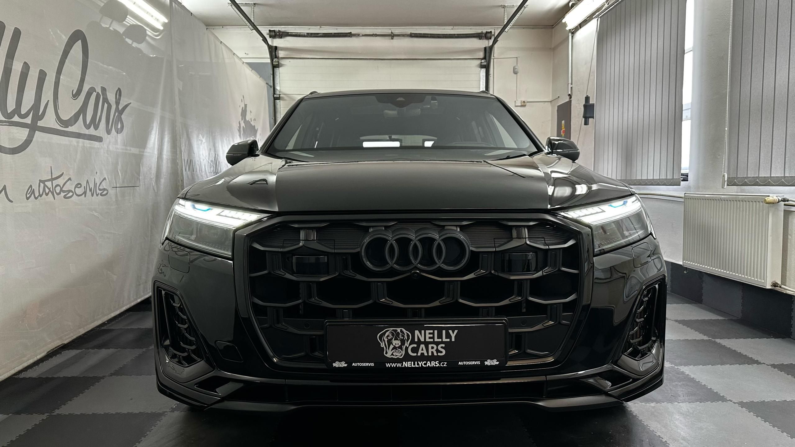 Audi SQ7, ZÁRUKA / MATRIX / 7 MÍST - fotka 2
