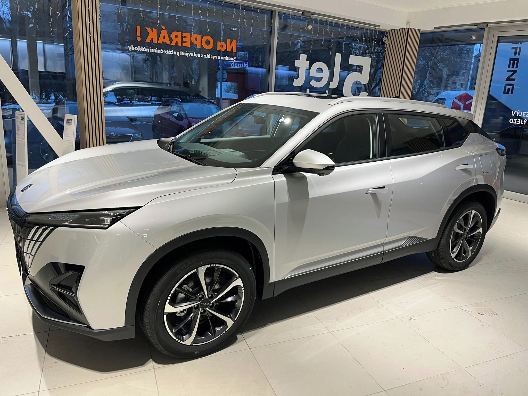 Dongfeng Mage, České menu 1.5 T 150 kw - fotka 2