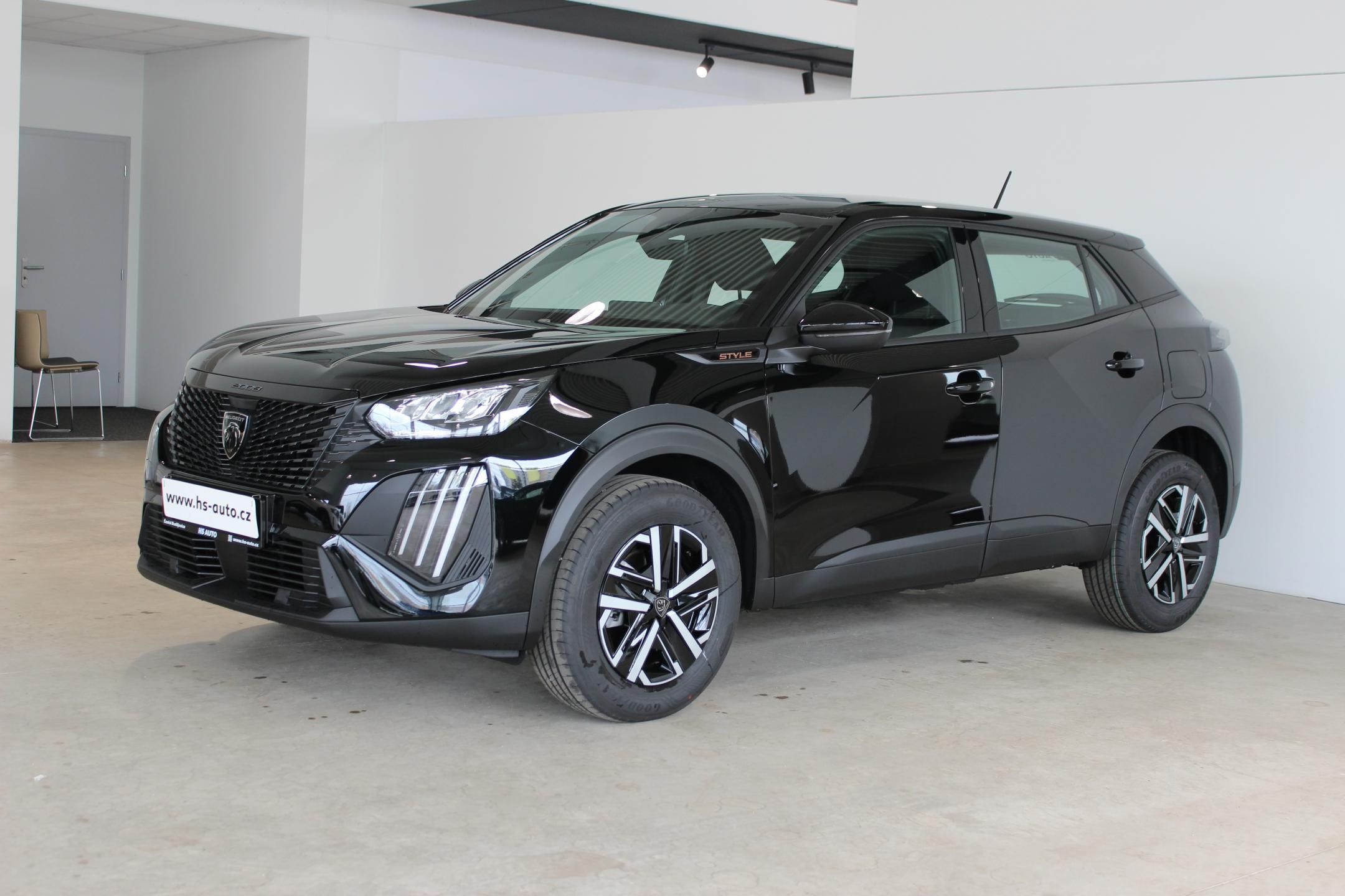 Peugeot 2008, STYLE PureTech 100 S&S MAN6 - fotka 3