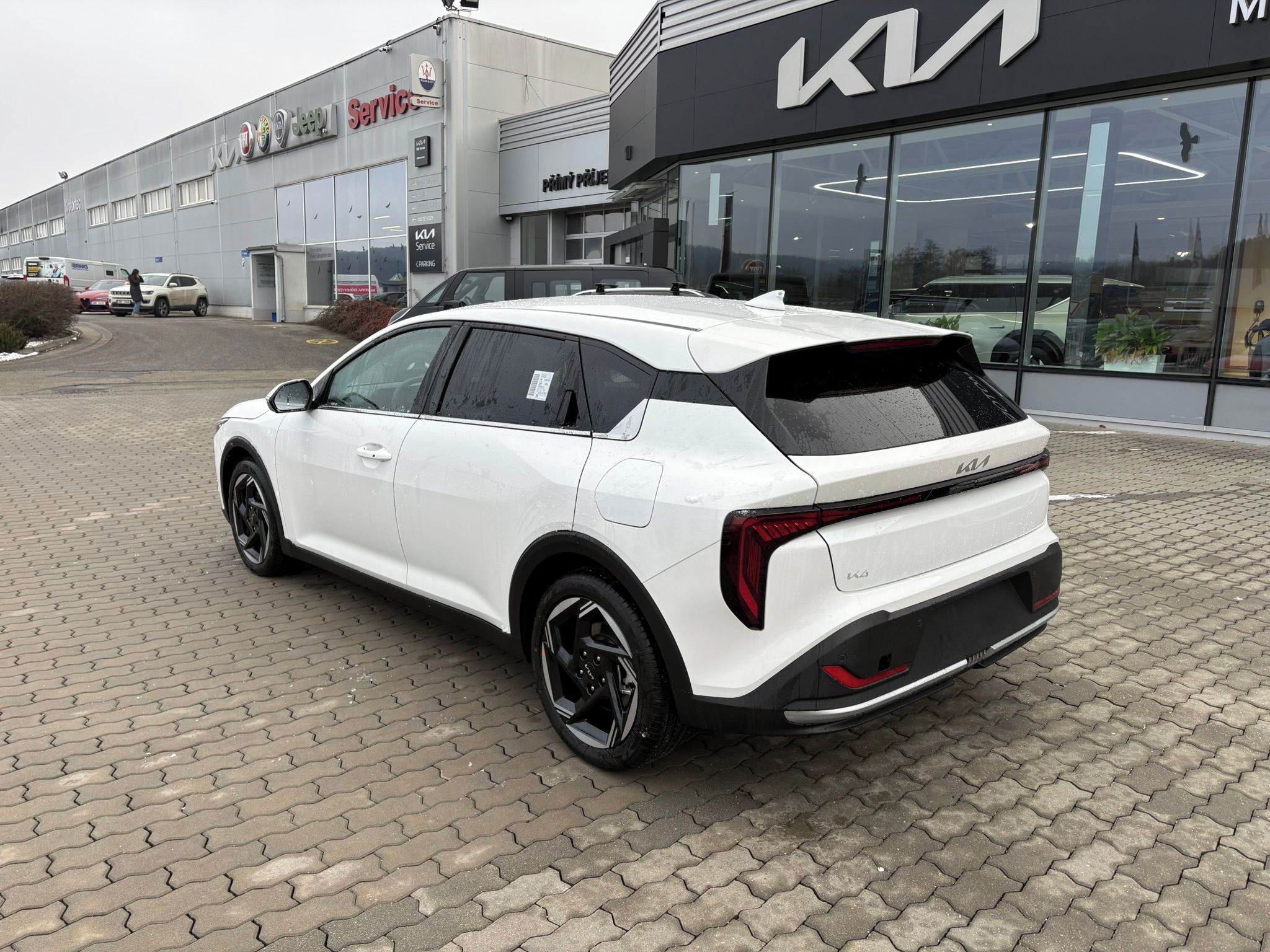 Kia K4, HB 1,6 T-GDi GPF 7DCT TOP 132 - fotka 5