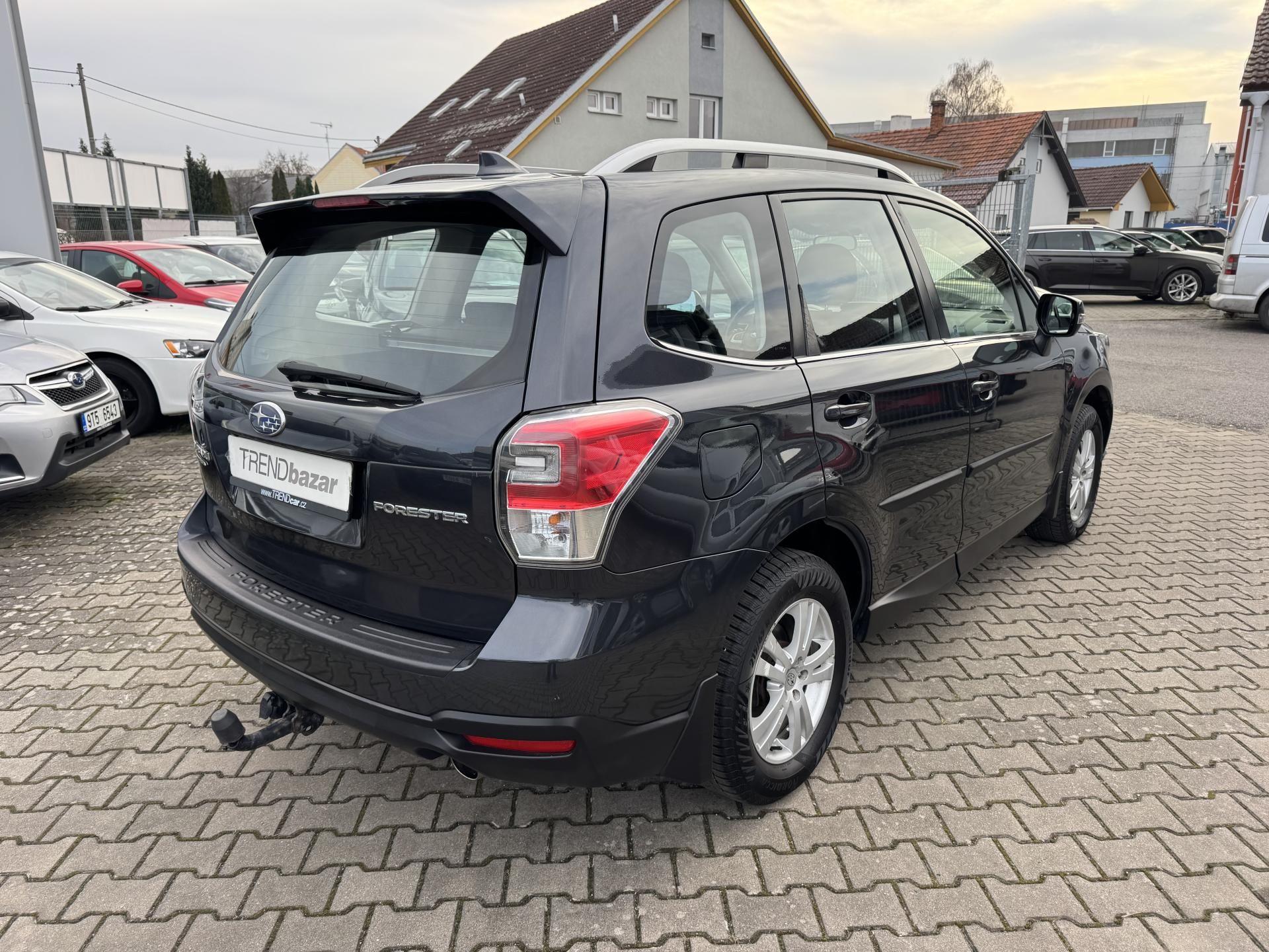 Subaru Forester, 2,0i A/T COMFORT, ČR, 1.MAJ. - fotka 4