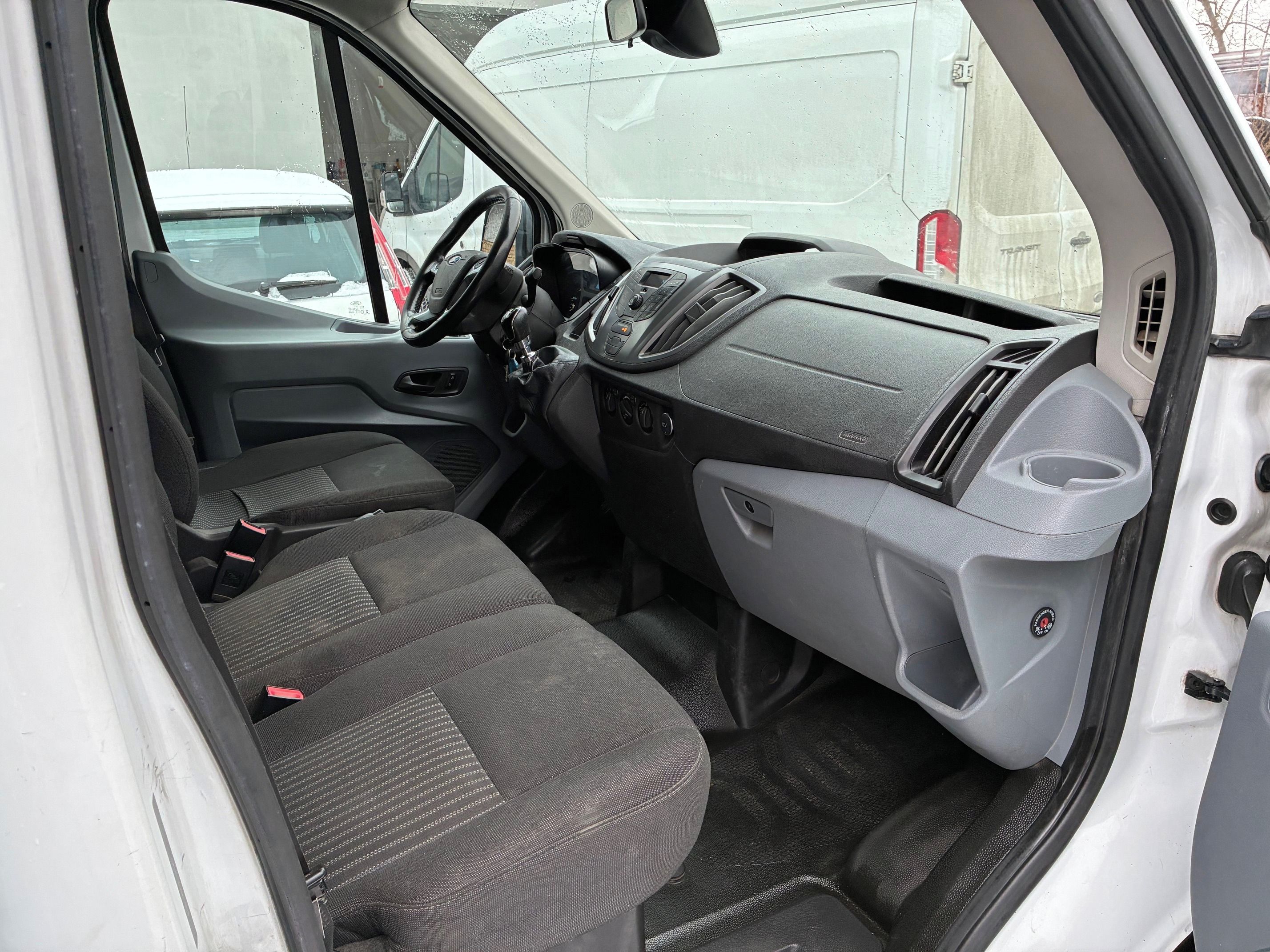 Ford Transit, Trend L3H2 6 míst - fotka 4