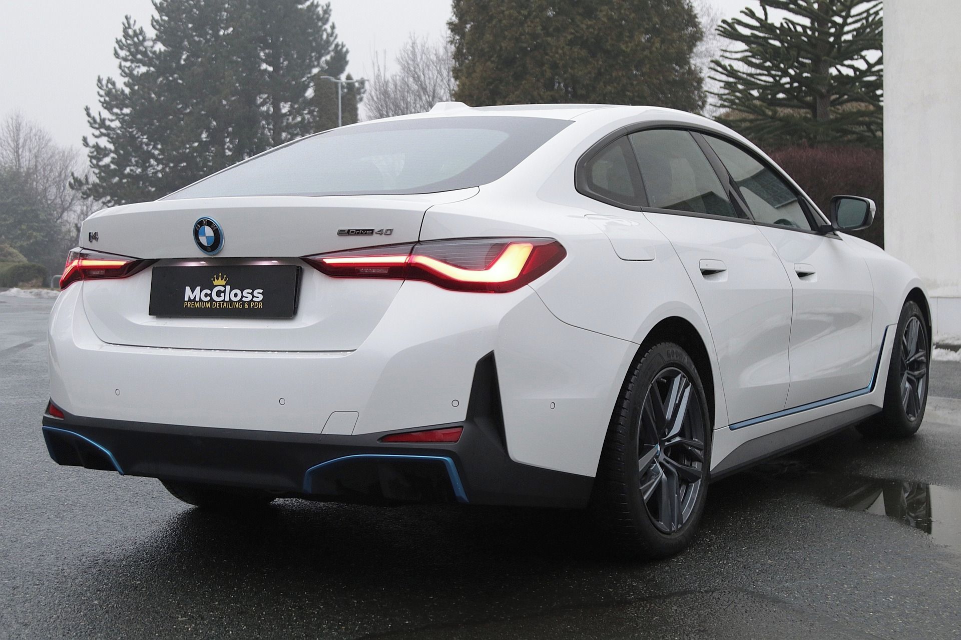 BMW i4, eDrive40/ACC/Tažné/Tacora/Kola - fotka 5
