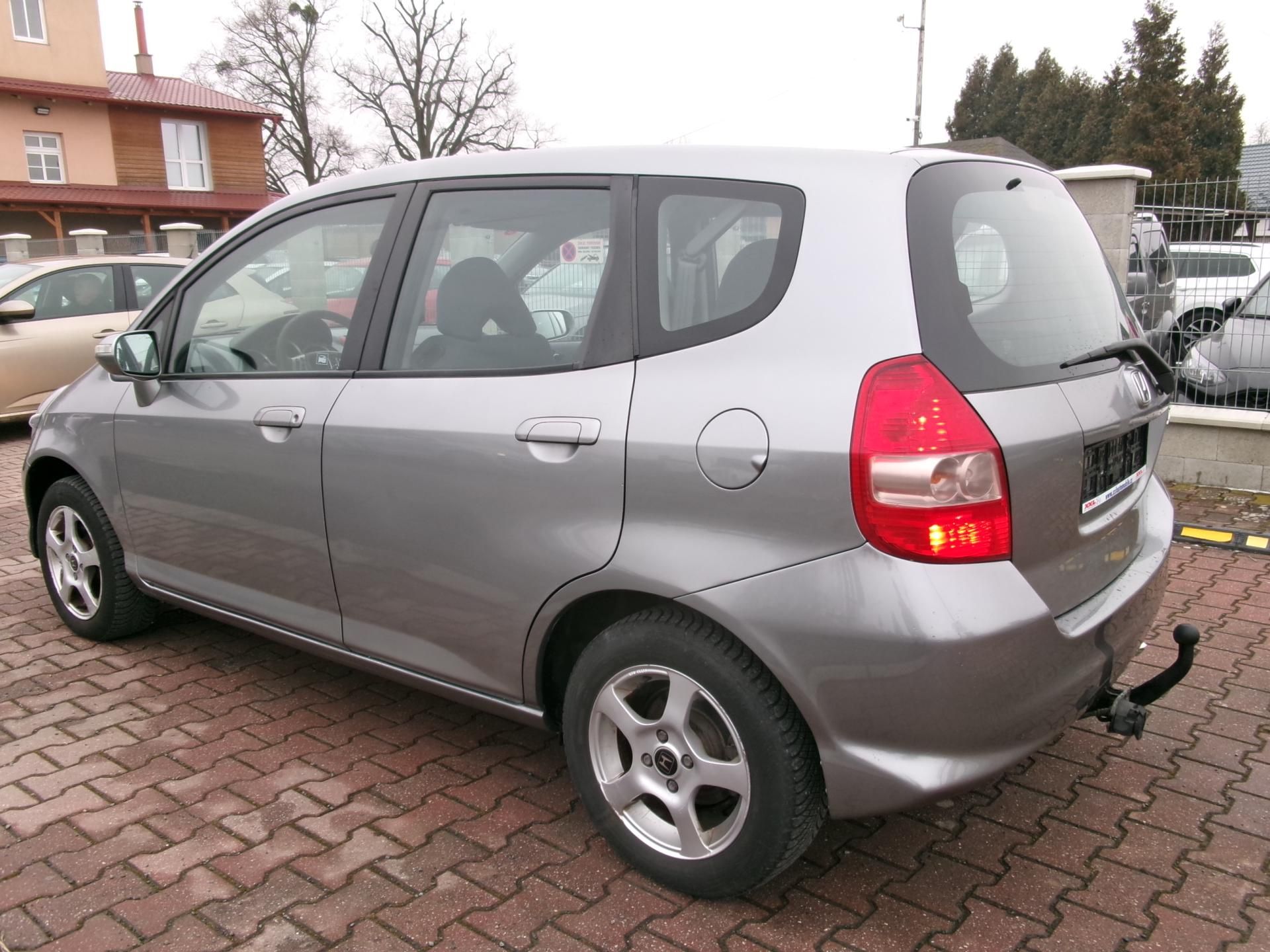 Honda Jazz, 1,3i AC ALU TAŽNÉ - fotka 5