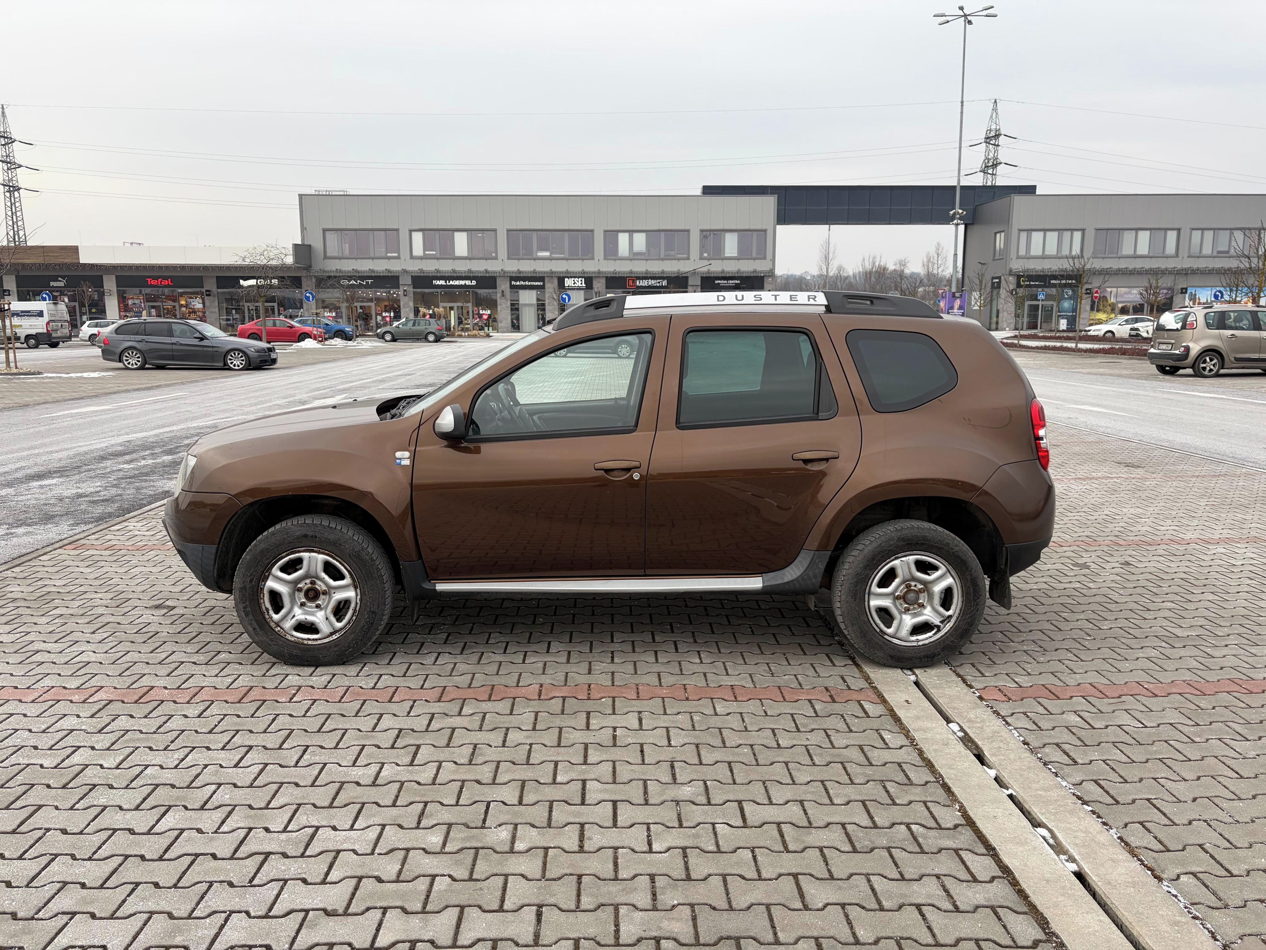 Dacia Duster, 1.2 TCe 92kw ČR 1.maj. TZ - fotka 6