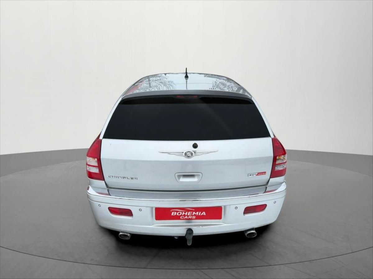 Chrysler 300C, 3,0 160 KW SRT PACK - fotka 6