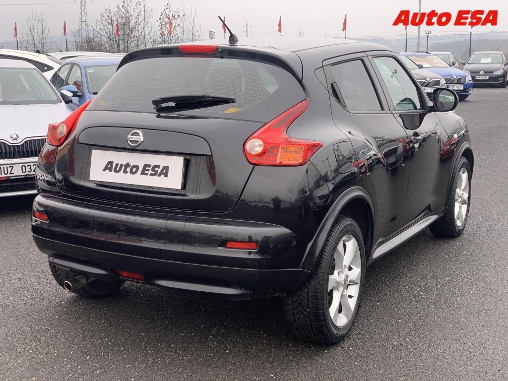 Nissan Juke, 1.6i,AC,tempo - fotka 6