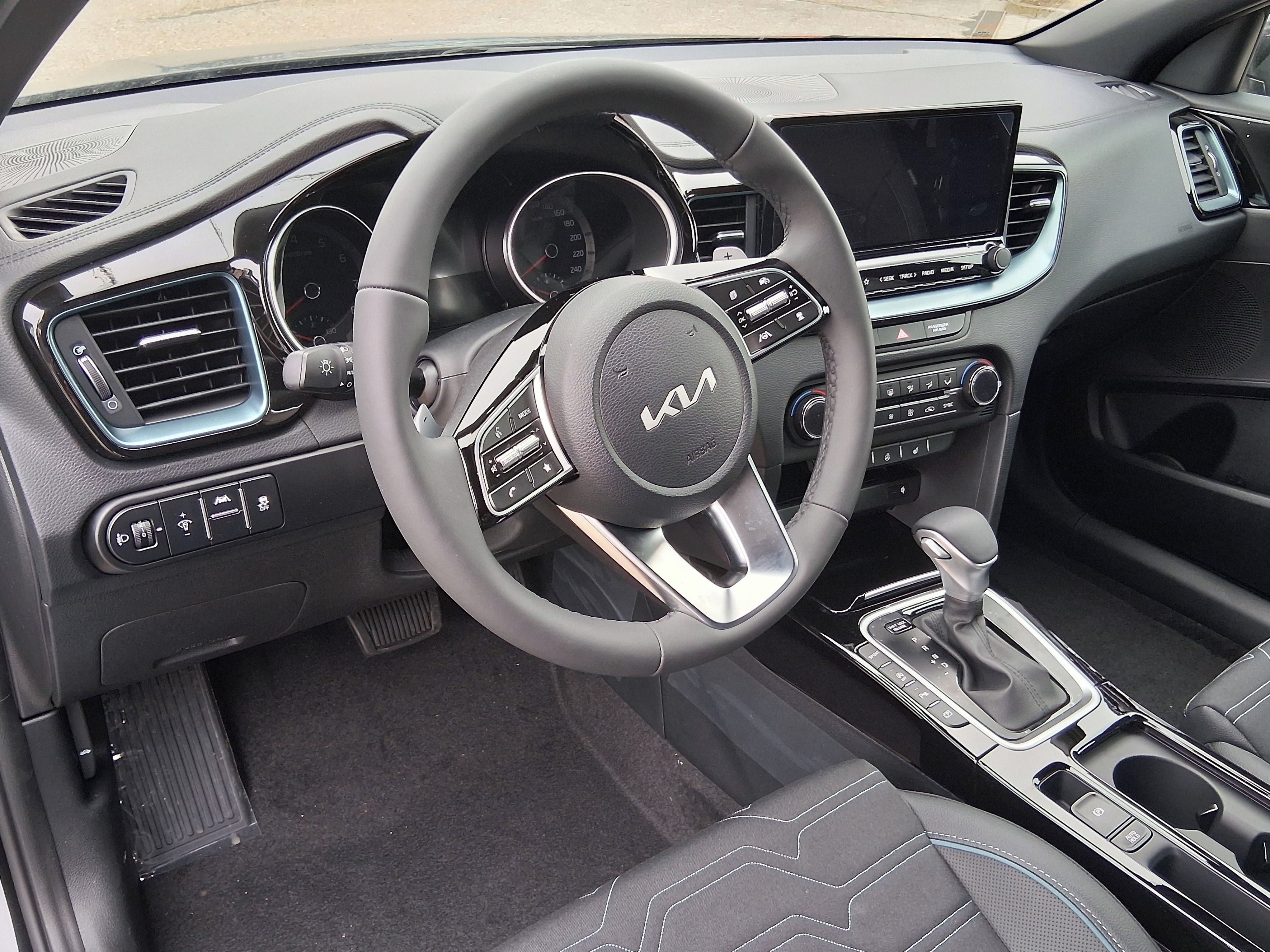 Kia XCee´d, 1.5 T-GDI 110 KW STEEL EDITION - fotka 6