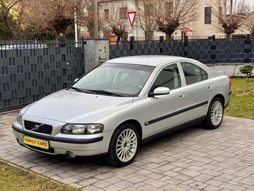 2.4,1.MAJITEL,SERVIS JEN VOLVO