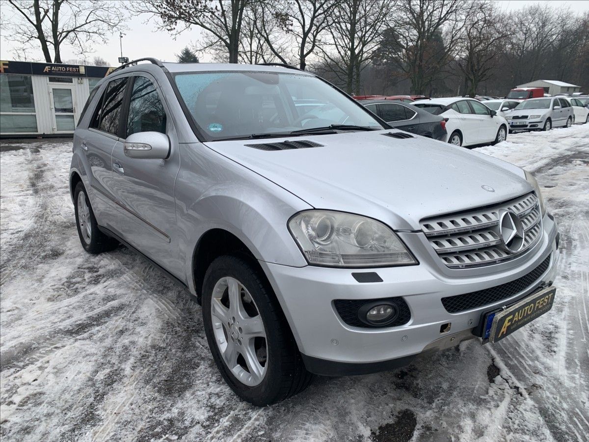 Mercedes-Benz Třídy M, 4,0 CDI - fotka 3