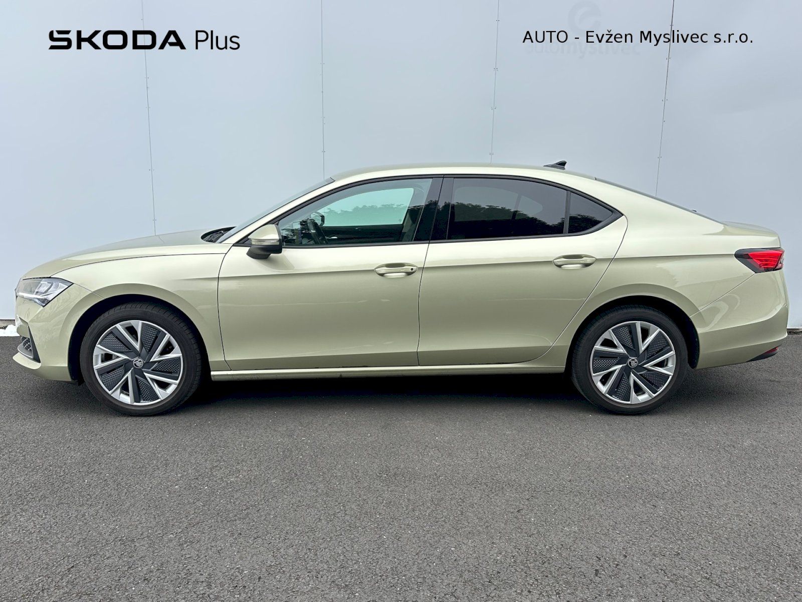 Škoda Superb, SELECTION 1,5TSi 110kW A7F - fotka 3