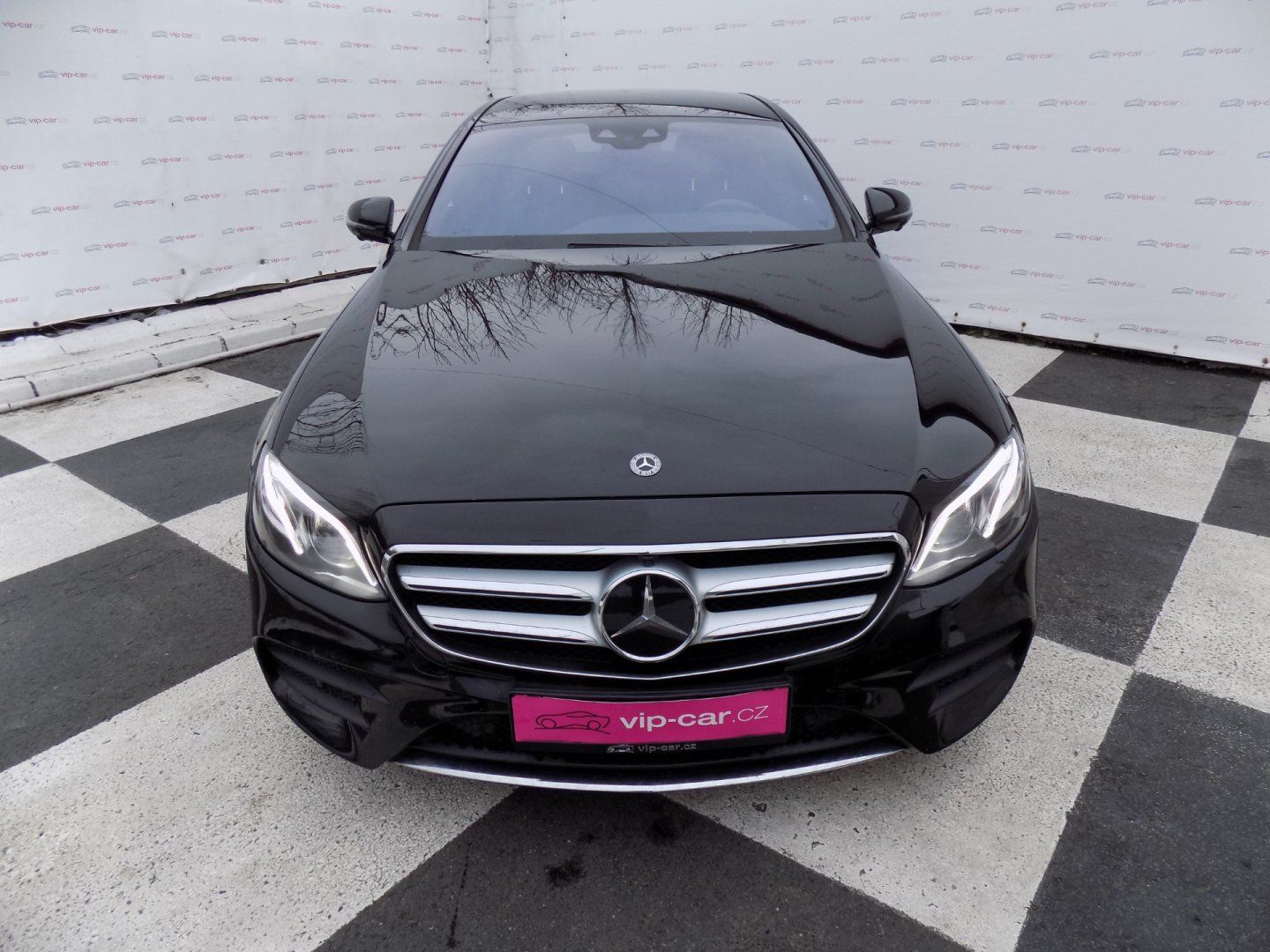 Mercedes-Benz Třídy E, 350d/AMG Line/4-M/Full-LED/ - fotka 4