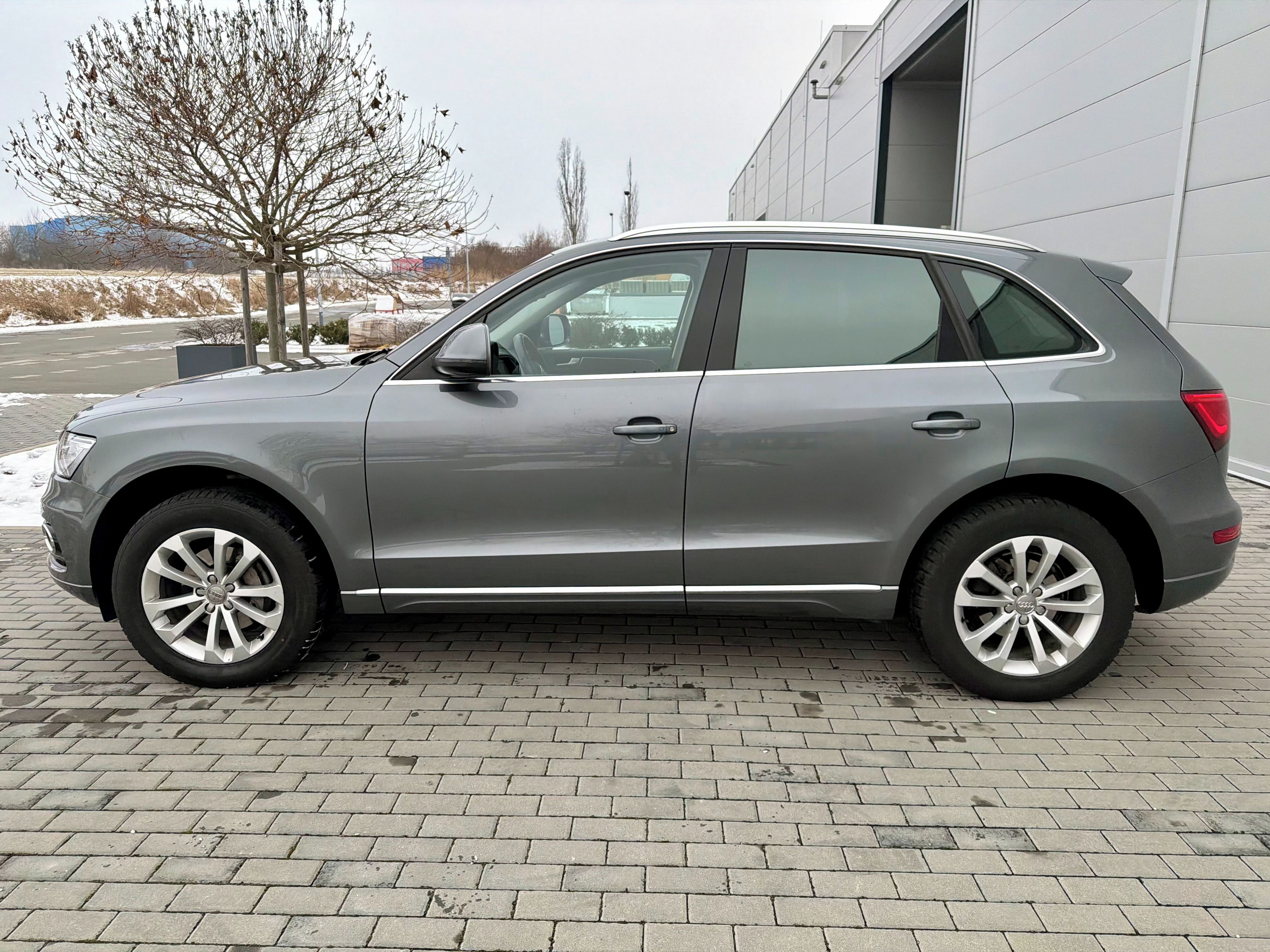 Audi Q5, 2.0TFSI QUATTRO AUTOMAT KŮŽE! - fotka 5