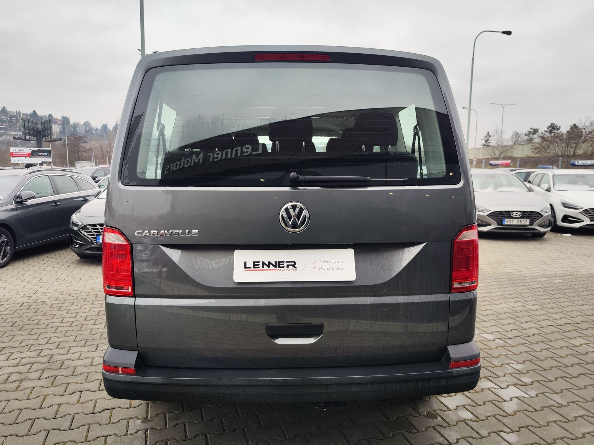 Volkswagen Caravelle, 2.0TDI/110kW DSG trend 9míst - fotka 6