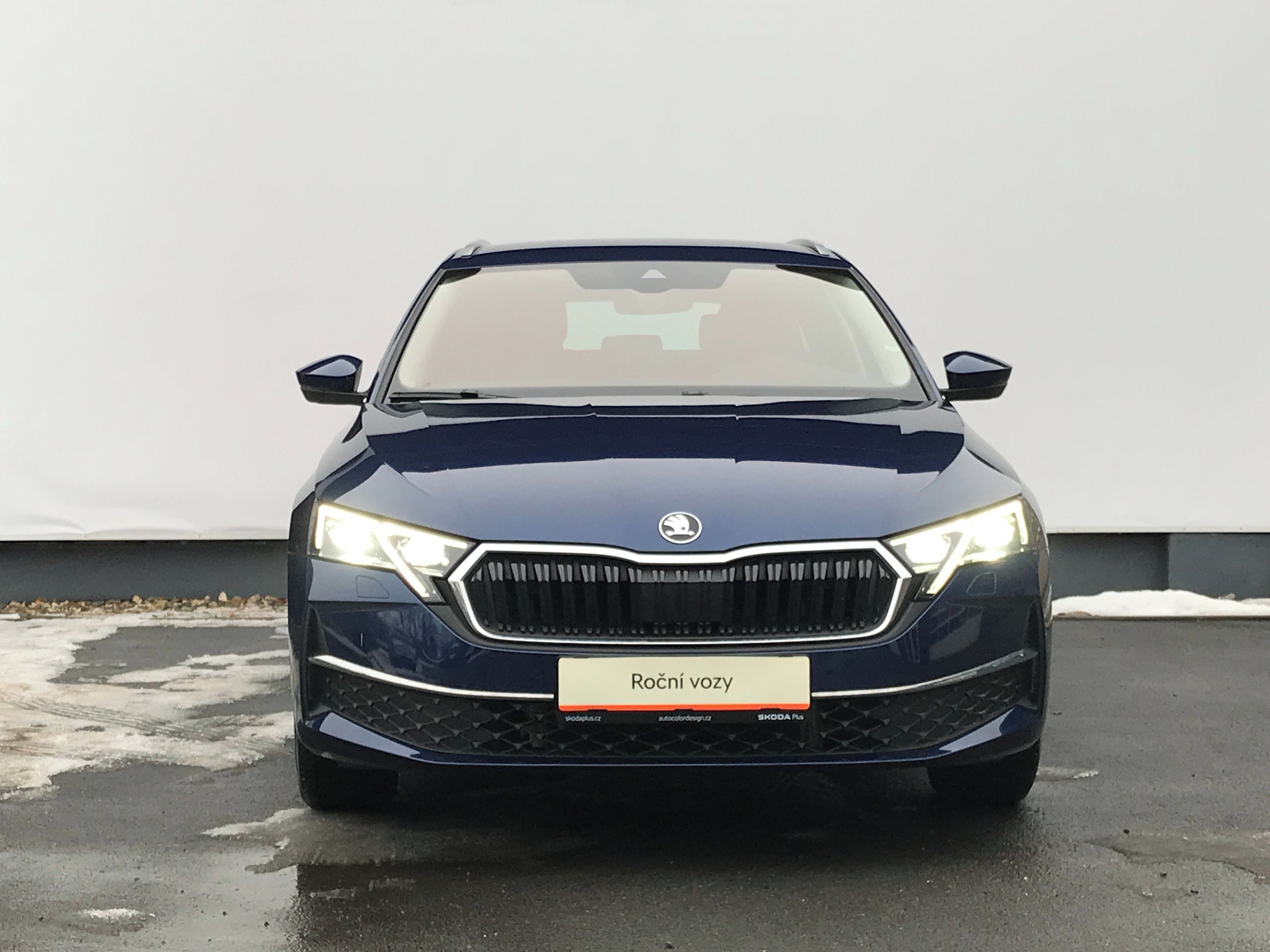 Škoda Octavia, 110kW 7°DSG TOPSEL+TAŽNÉ+HEAD - fotka 4