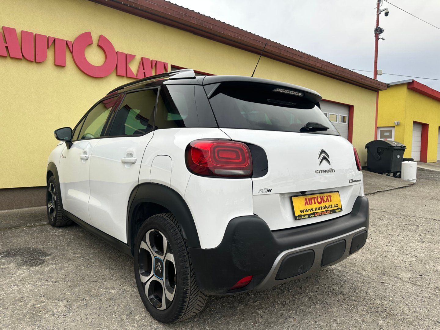 Citroën C3 Aircross, 1.2i 81kW/Rip Curl/1MAJ/NAVI - fotka 5