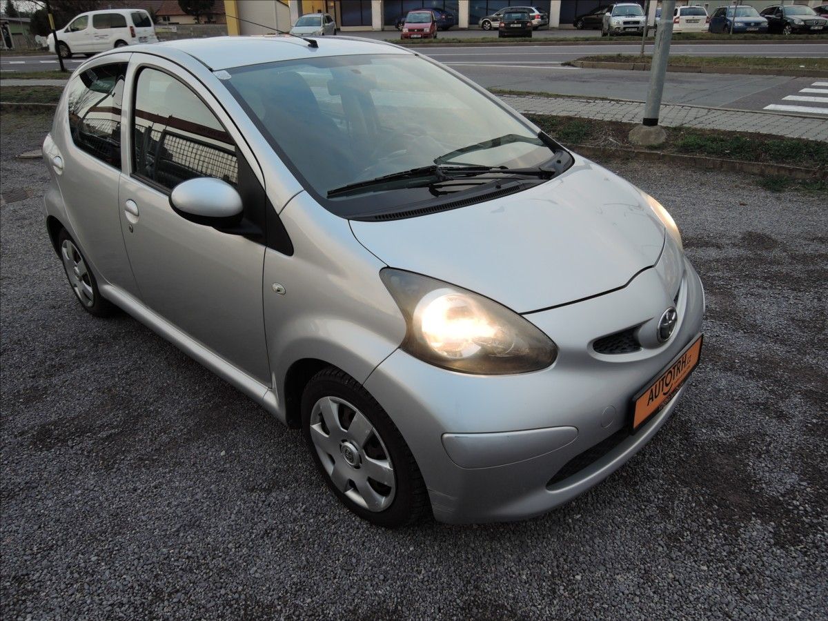 Toyota Aygo, 1,0 VVT-i Cool Servis