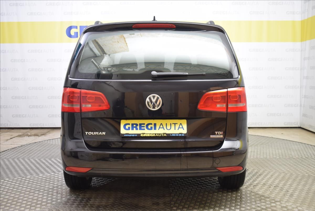 Volkswagen Touran, 1,6 TDi DSG PR.SERVIS,TOP STAV - fotka 4