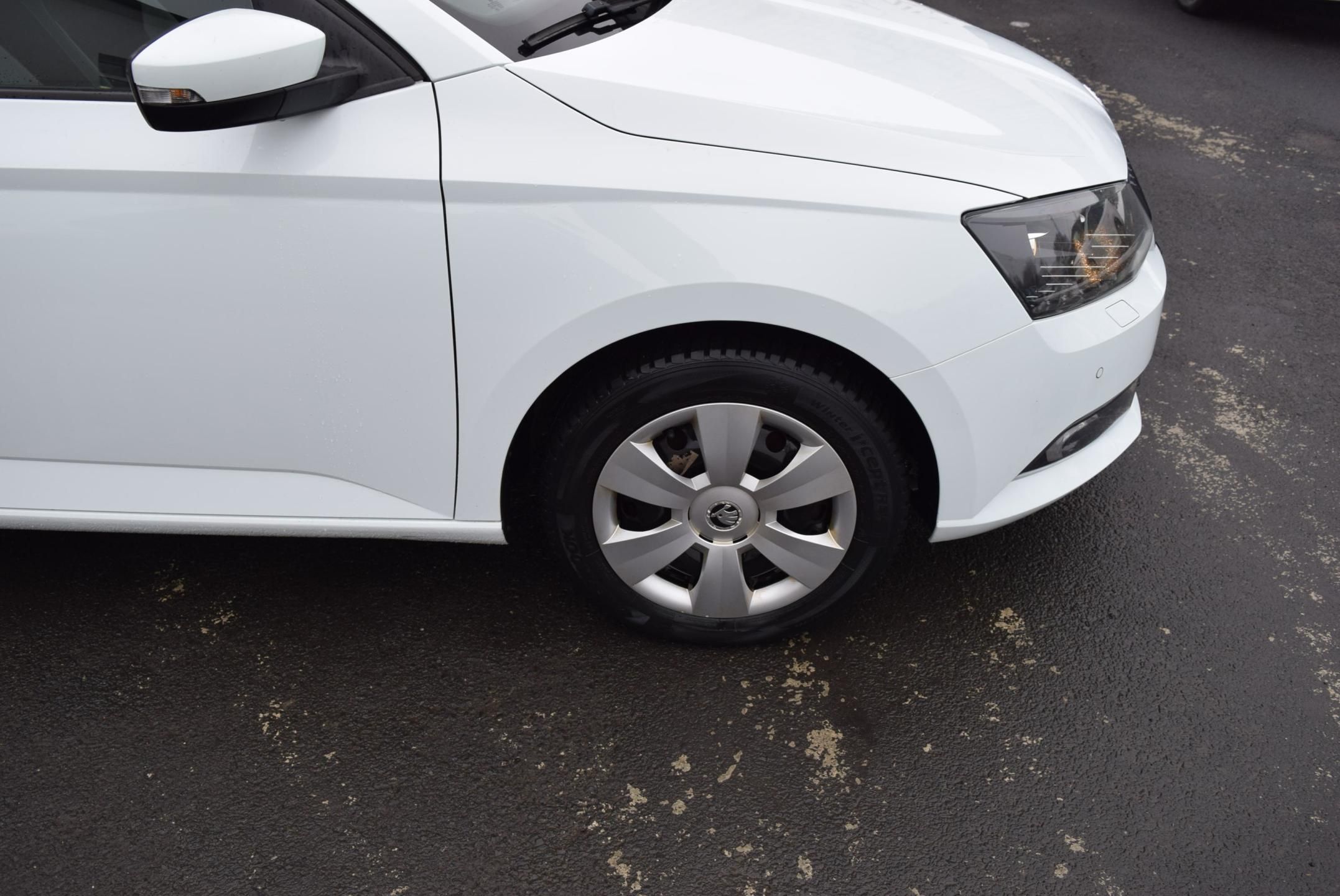 Škoda Fabia, 1.2TSI 81kw AMBITION JOY OPS - fotka 6