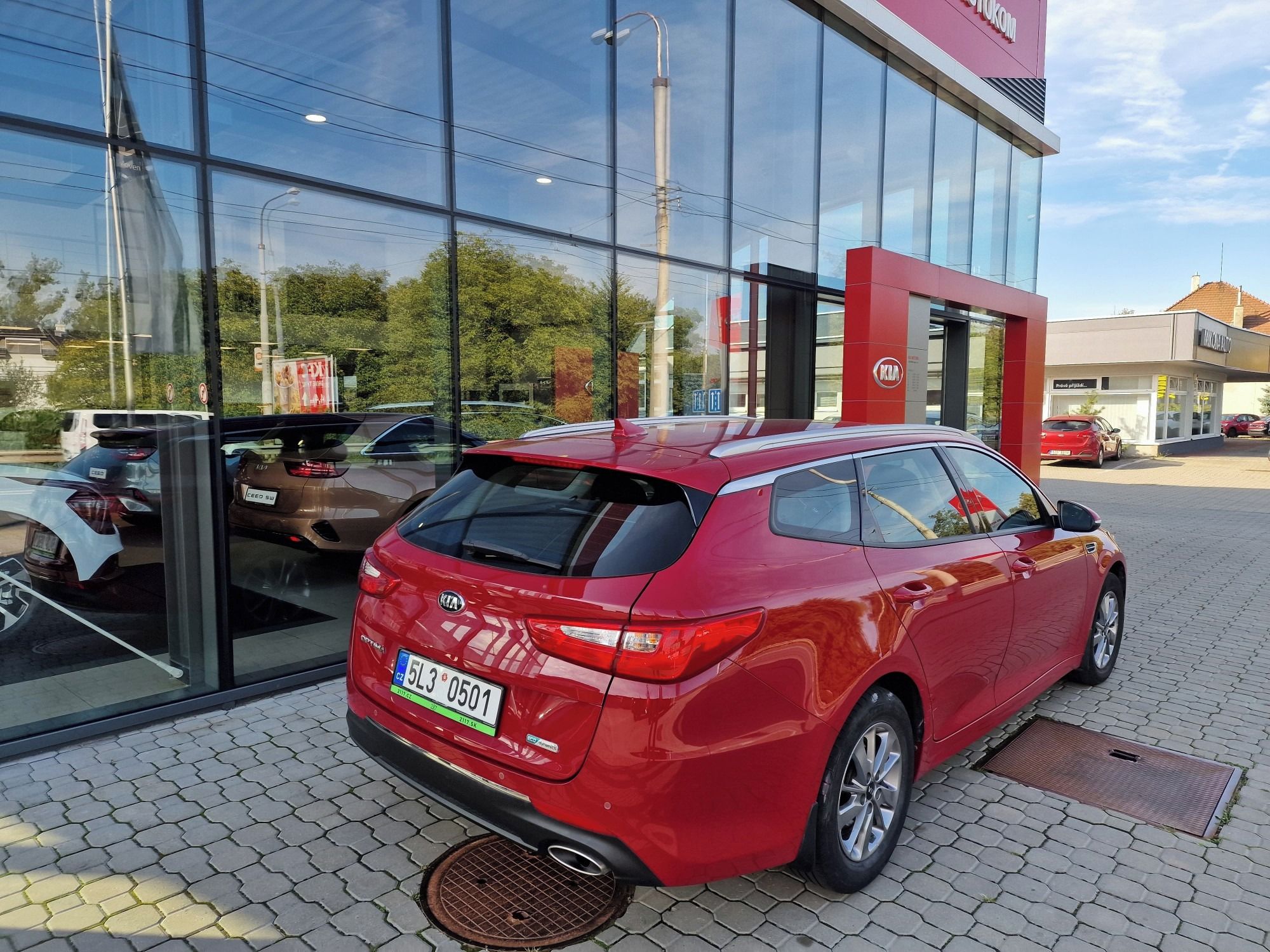 Kia Optima, odpočet dph,sada pneu 2x - fotka 4