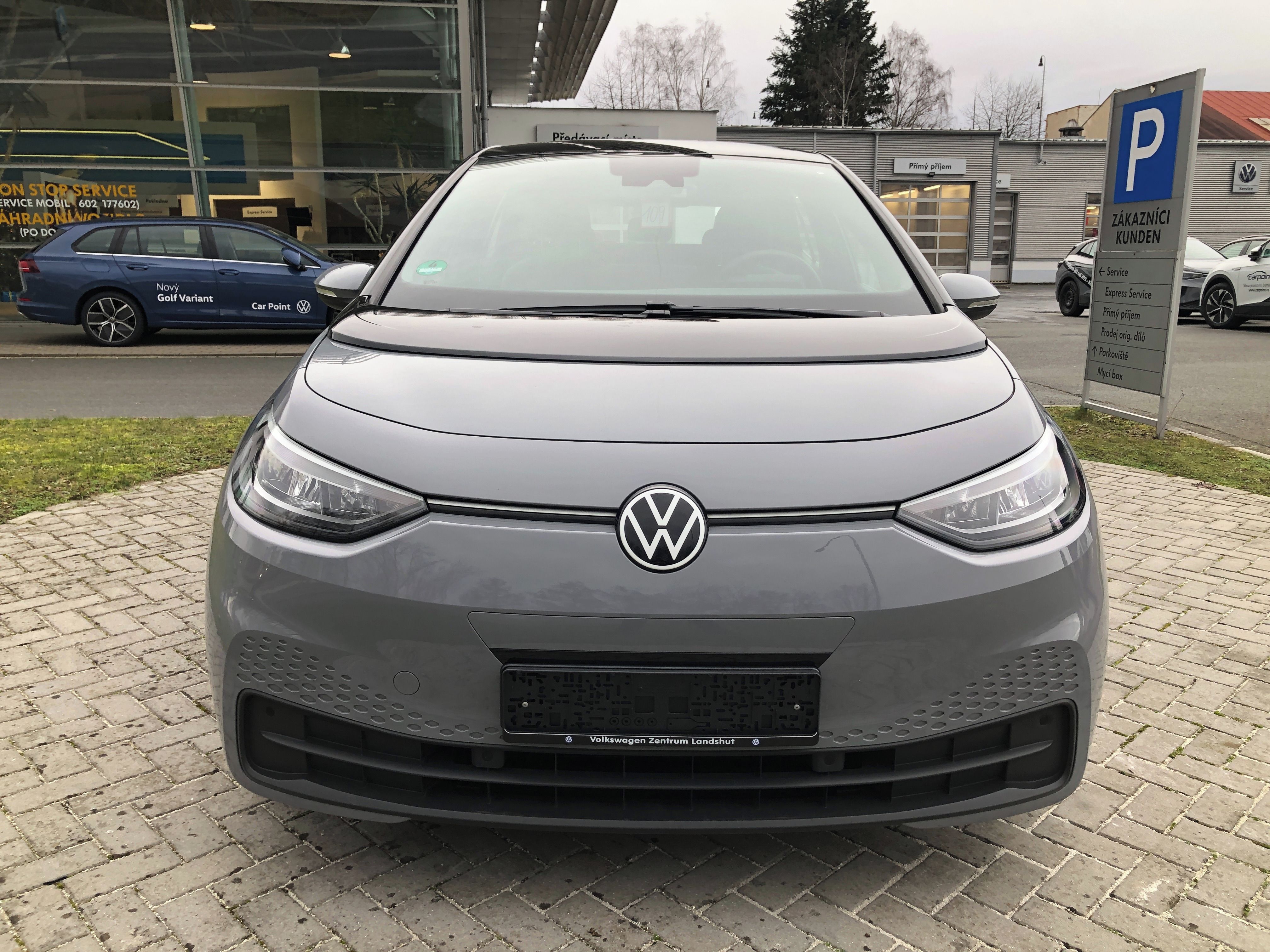 Volkswagen ID.3, Pro 107kw a 58kwh - fotka 2