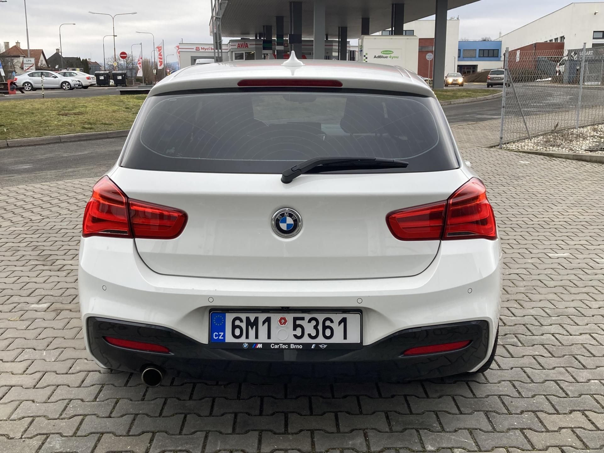 BMW Řada 1, 118d xDrive, M paket, serviska - fotka 4
