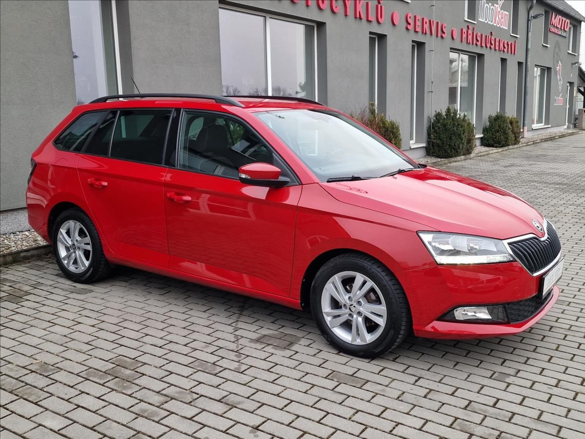 Škoda Fabia, 1.0 TSI TOUR,ČR,1.Majitel - fotka 2