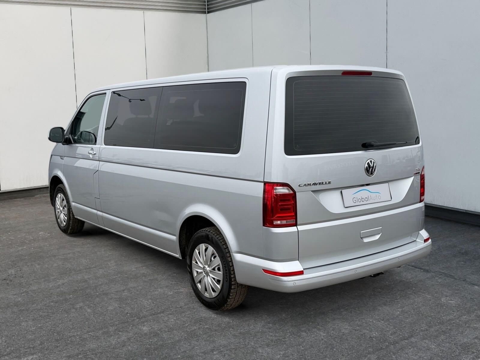 Volkswagen Caravelle, LONG 4x4 DSG 110kW 9MÍST NAVI - fotka 3