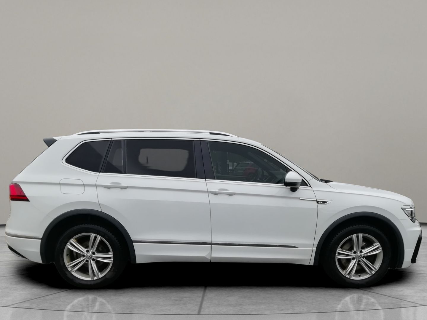 Volkswagen Tiguan Allspace, 2,0 TDI DSG 4M R-Line 140kW - fotka 3