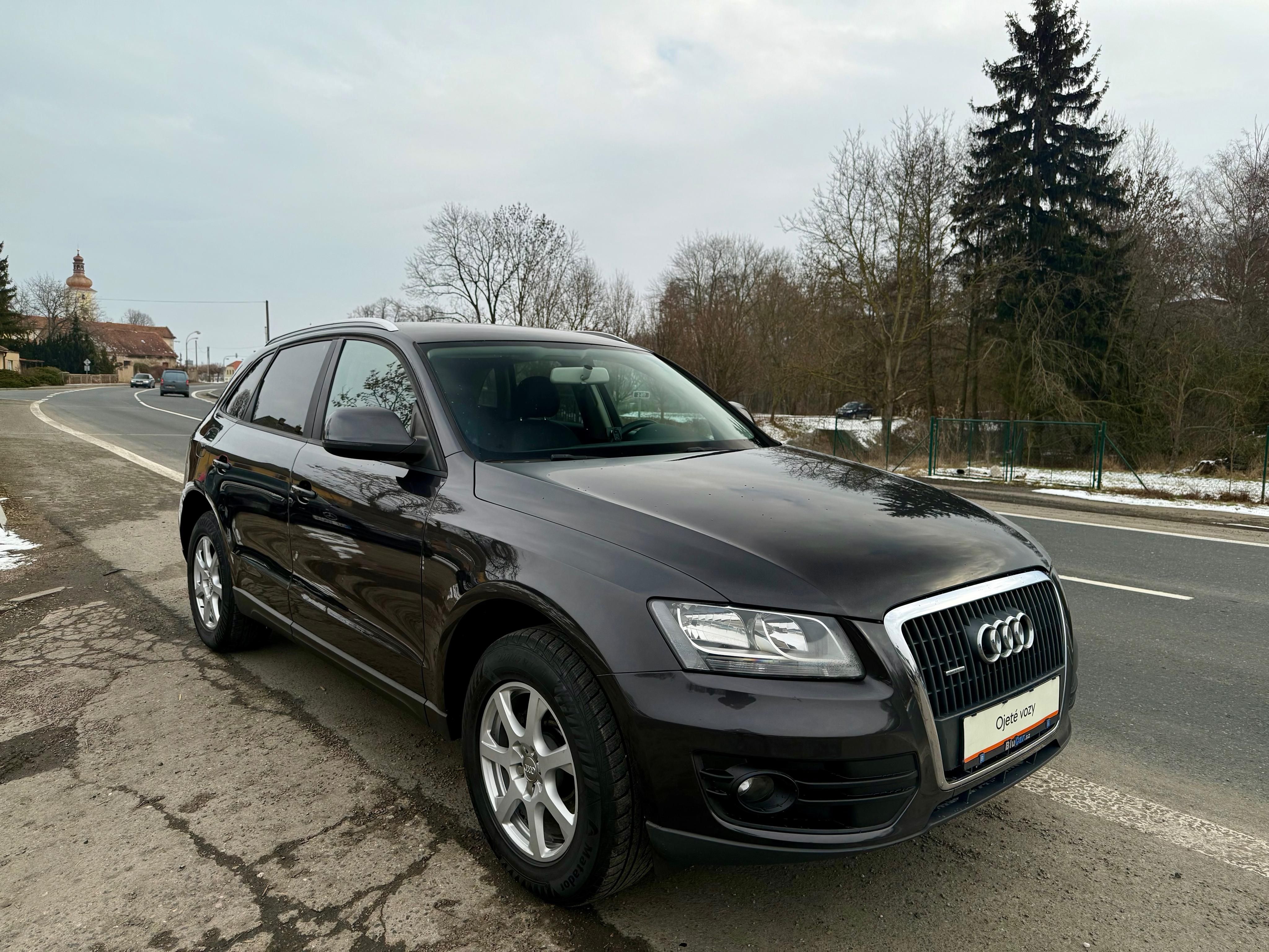 Audi Q5, 2.0TDi 125kw Quattro Manuál - fotka 5