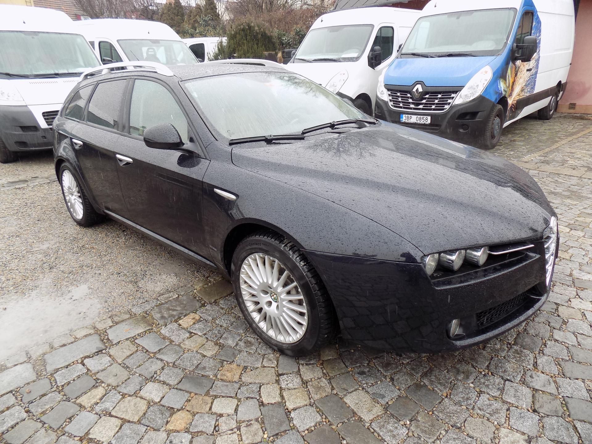 Alfa Romeo 159, 3,2 JTS 191 KW  Q4 SPORTWAGON - fotka 5