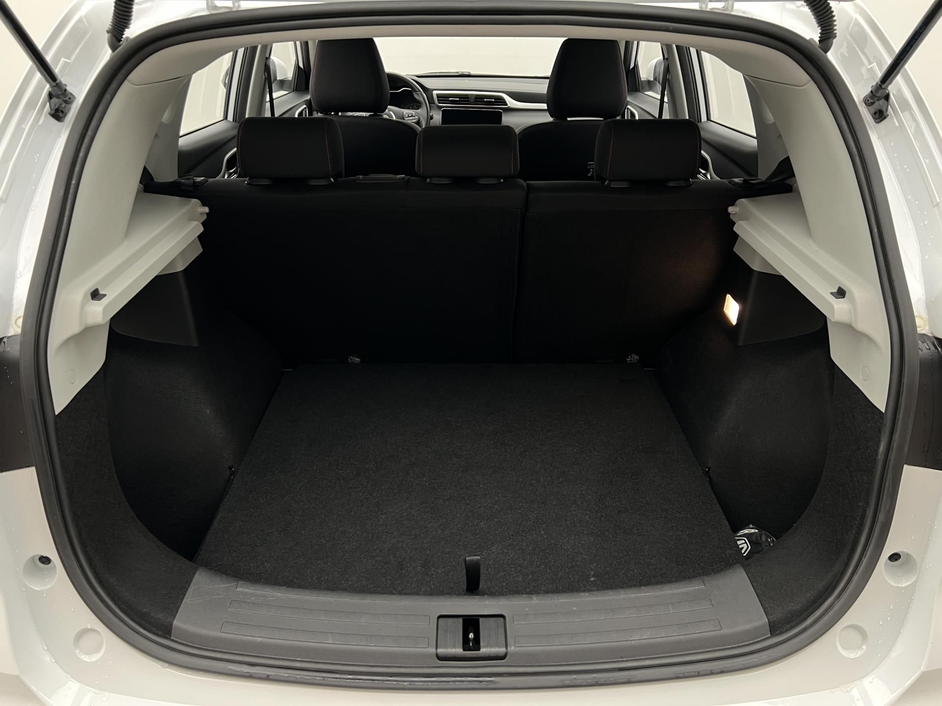 MG ZS, 1.5 ESSENTIAL PLUS CZ 1.maj. - fotka 6
