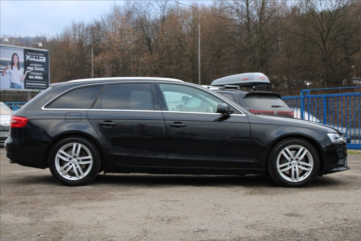 Audi A4 Avant, 3,0 TDI  V6,AUTOMAT,4x4 - fotka 4