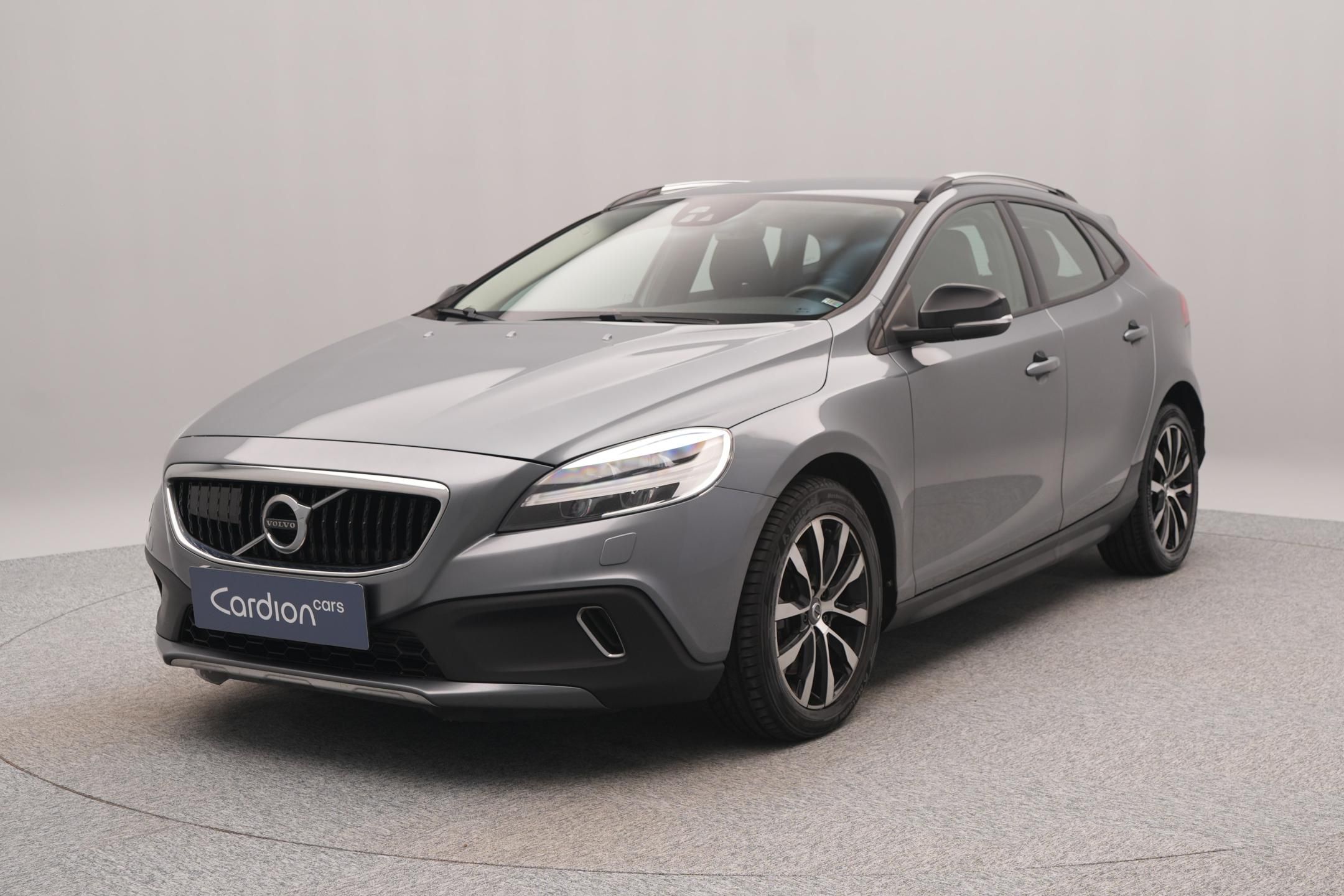 Volvo V40, CC MOMENTUM AUT