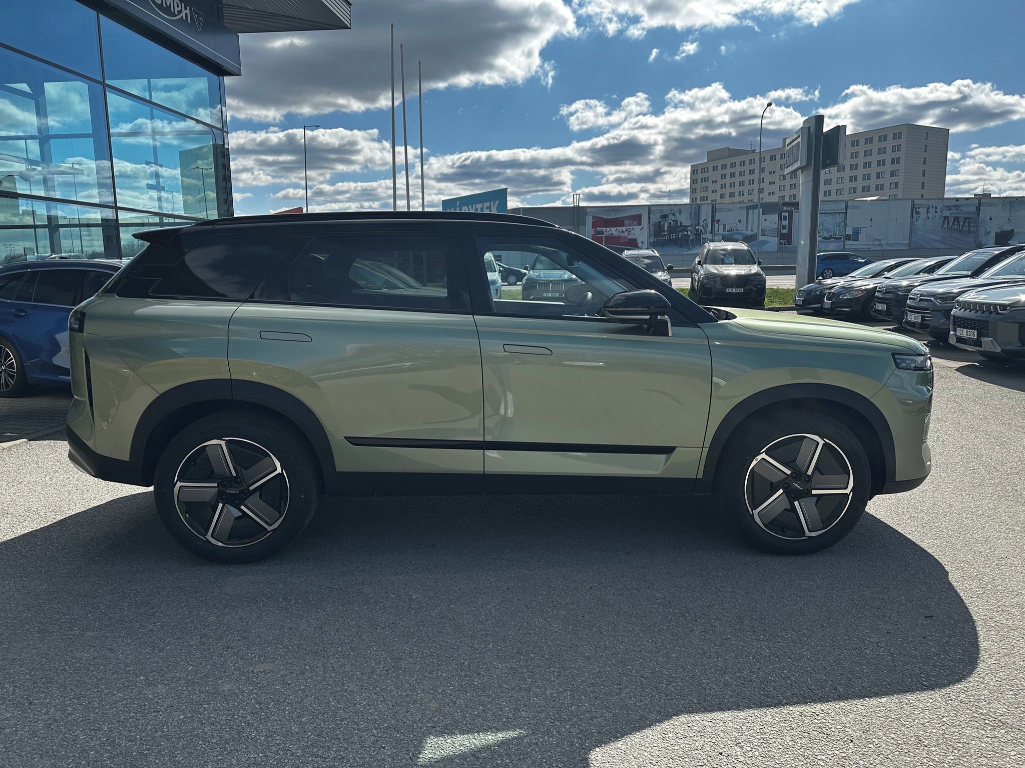 Jaecoo 7, 1.6 T-GDI DCT AWD EXCLUSIVE - fotka 4