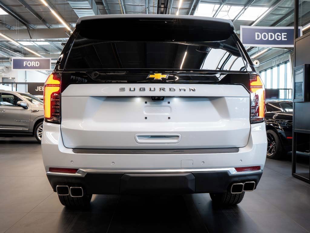 Chevrolet Suburban, 6.2 V8 High Country 2026 - fotka 5
