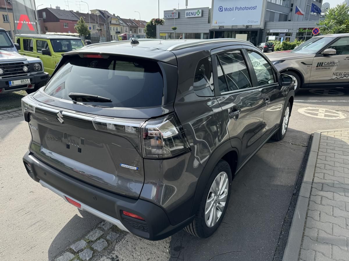 Suzuki S-Cross, 1,4 Premium AllGrip Hybrid - fotka 3