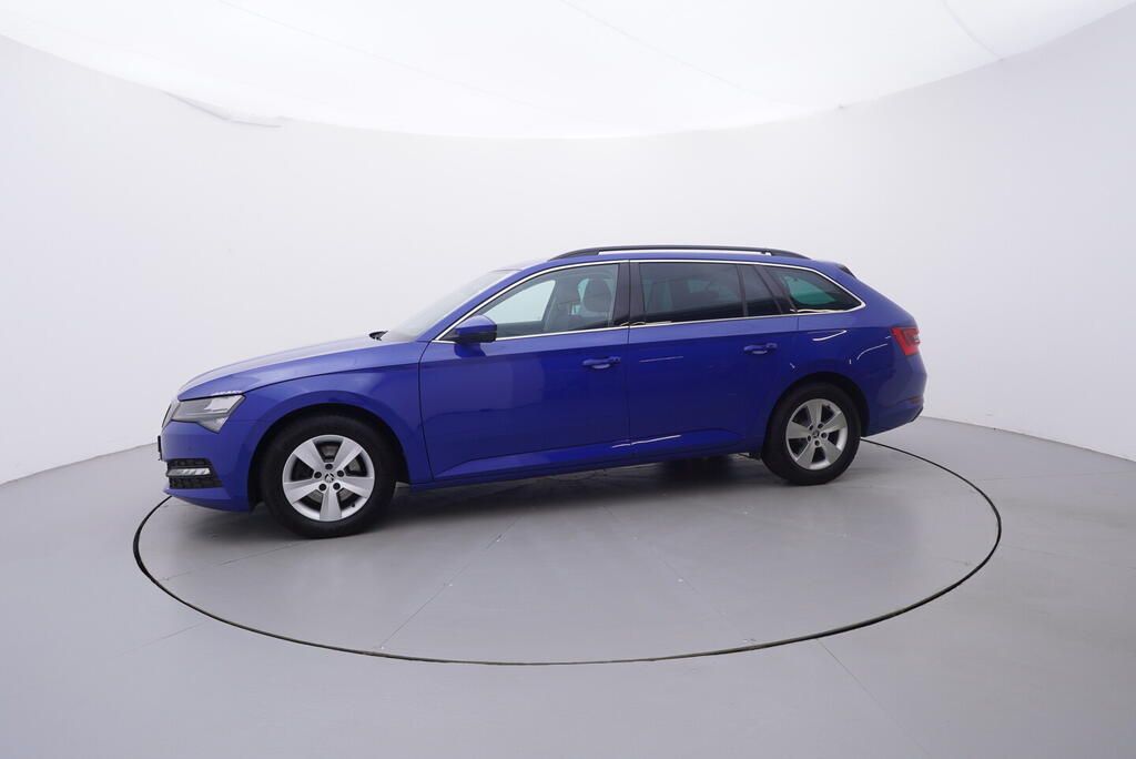 Škoda Superb, Ambition 2.0 TDI 110 kW - fotka 2