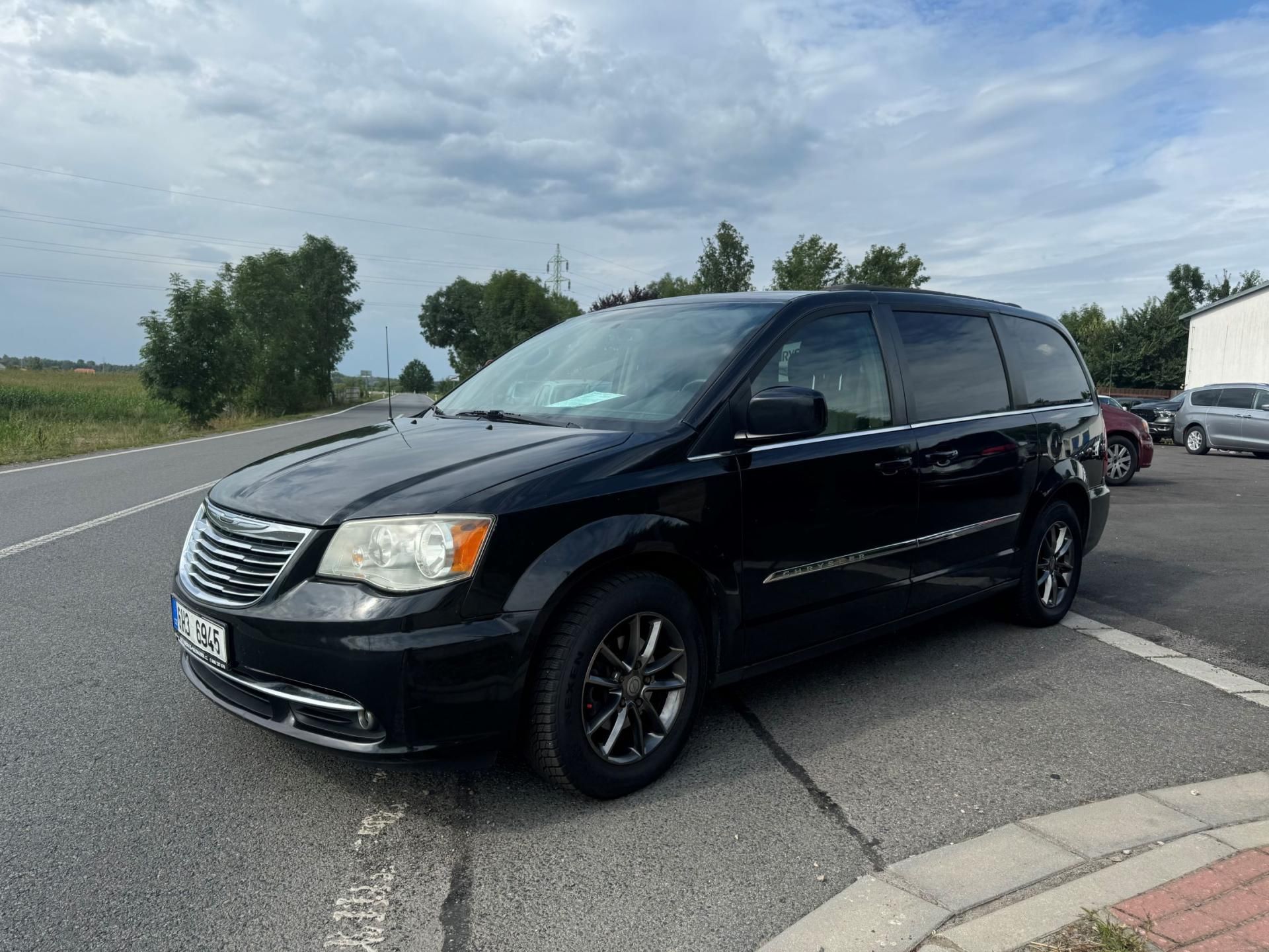 Chrysler Town & Country, 3.6 RT Stown DVD 2012 - fotka 2