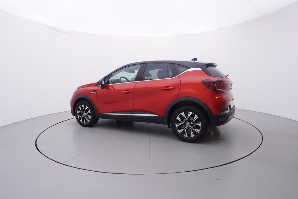 Renault Captur, Techno 1.3 TCe 140 EDC 103 kW - fotka 3