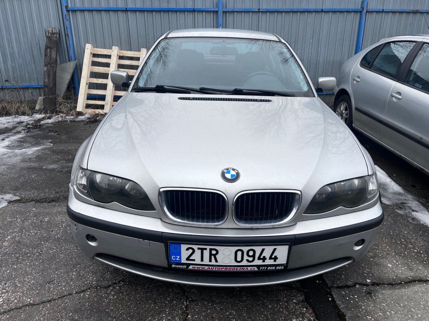 BMW Řada 3, 320d 110 kW 5 RYCHLOSTÍ - fotka 2