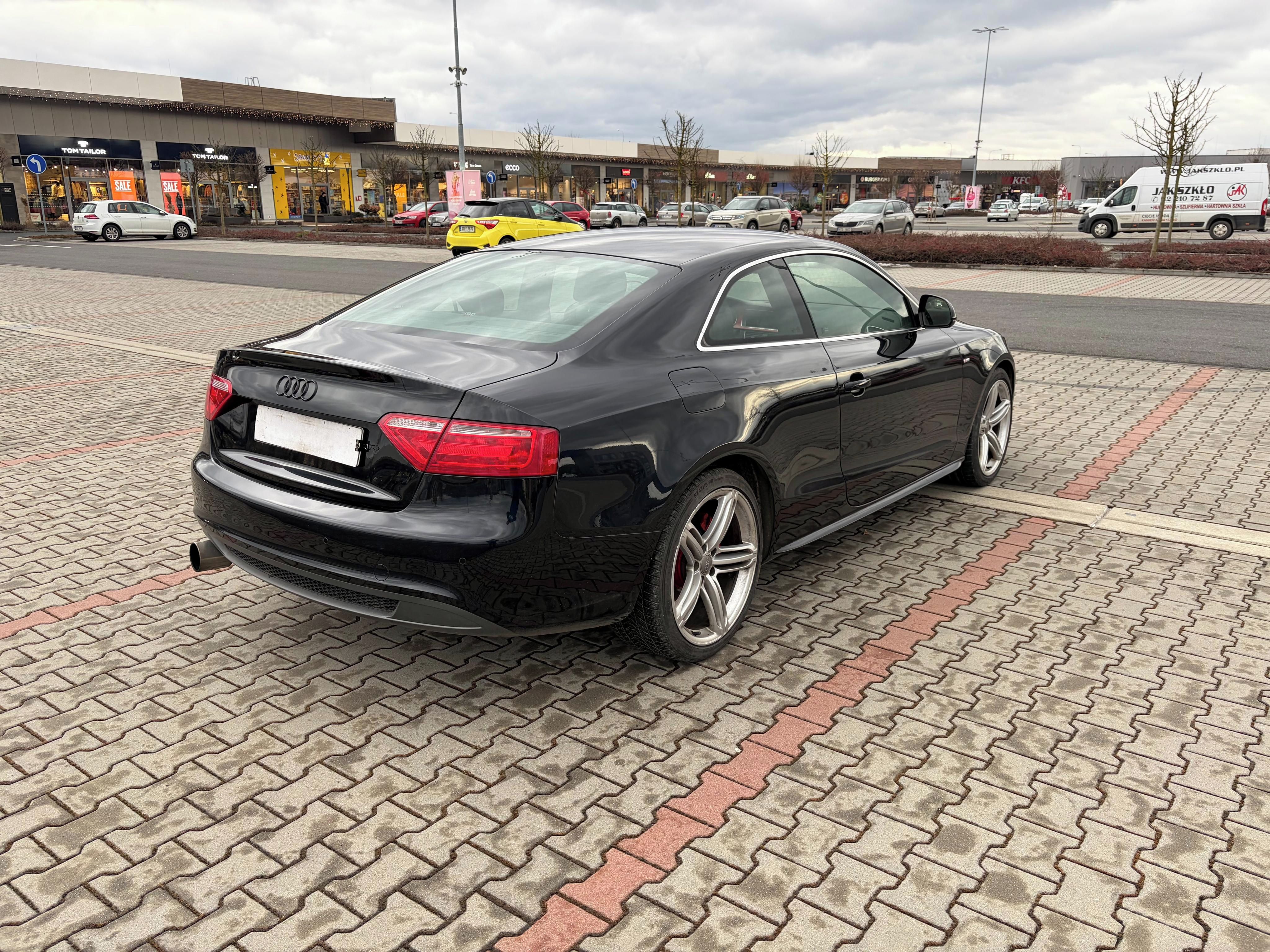 Audi A5, 2.0 TFSi 132kw S-line koup. ČR - fotka 3