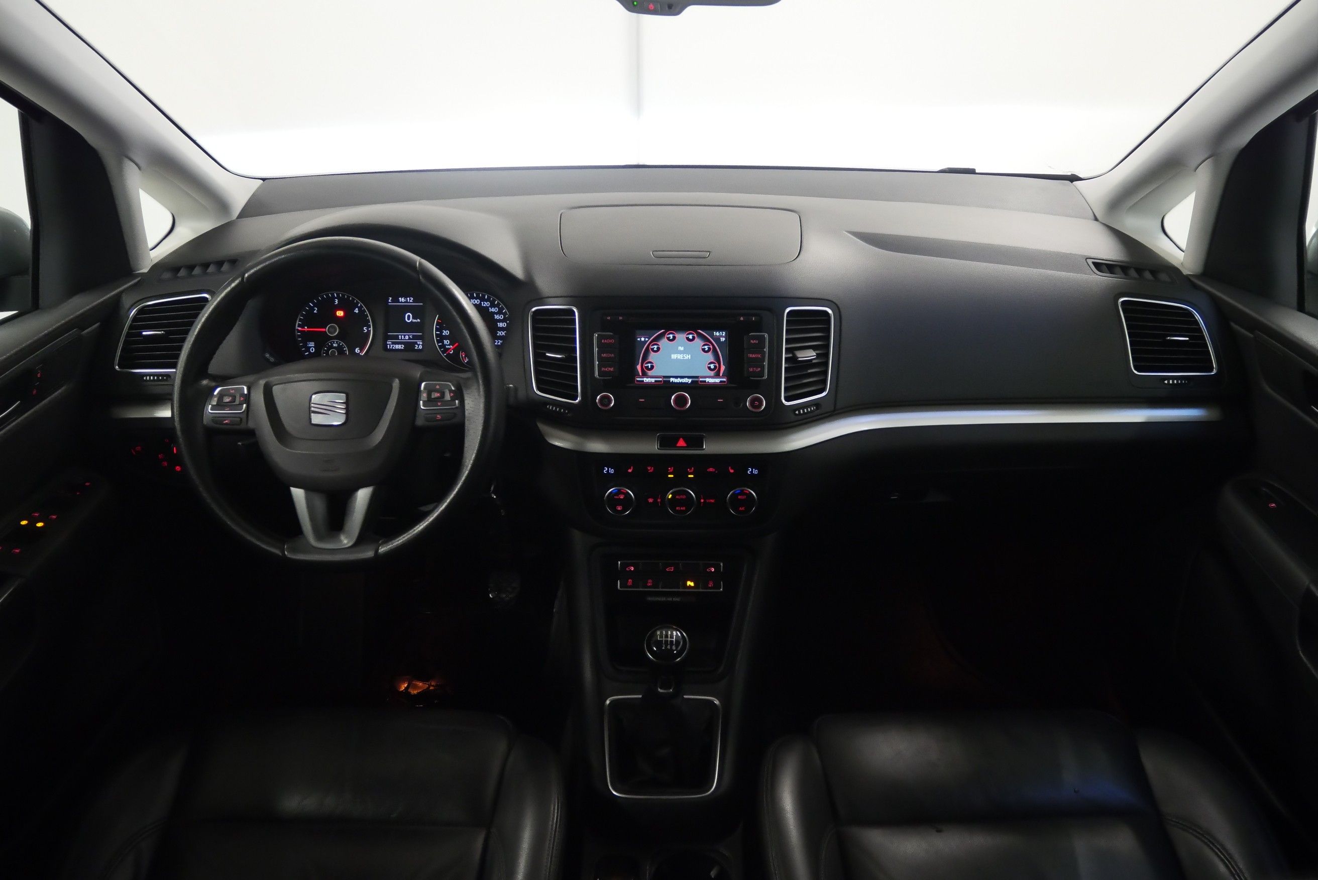 Seat Alhambra, 2.0 TDI 103 kW Style - fotka 5