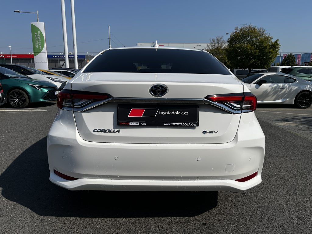 Toyota Corolla, SD 1.8 Hybrid ODBĚR 7/2026 - fotka 5