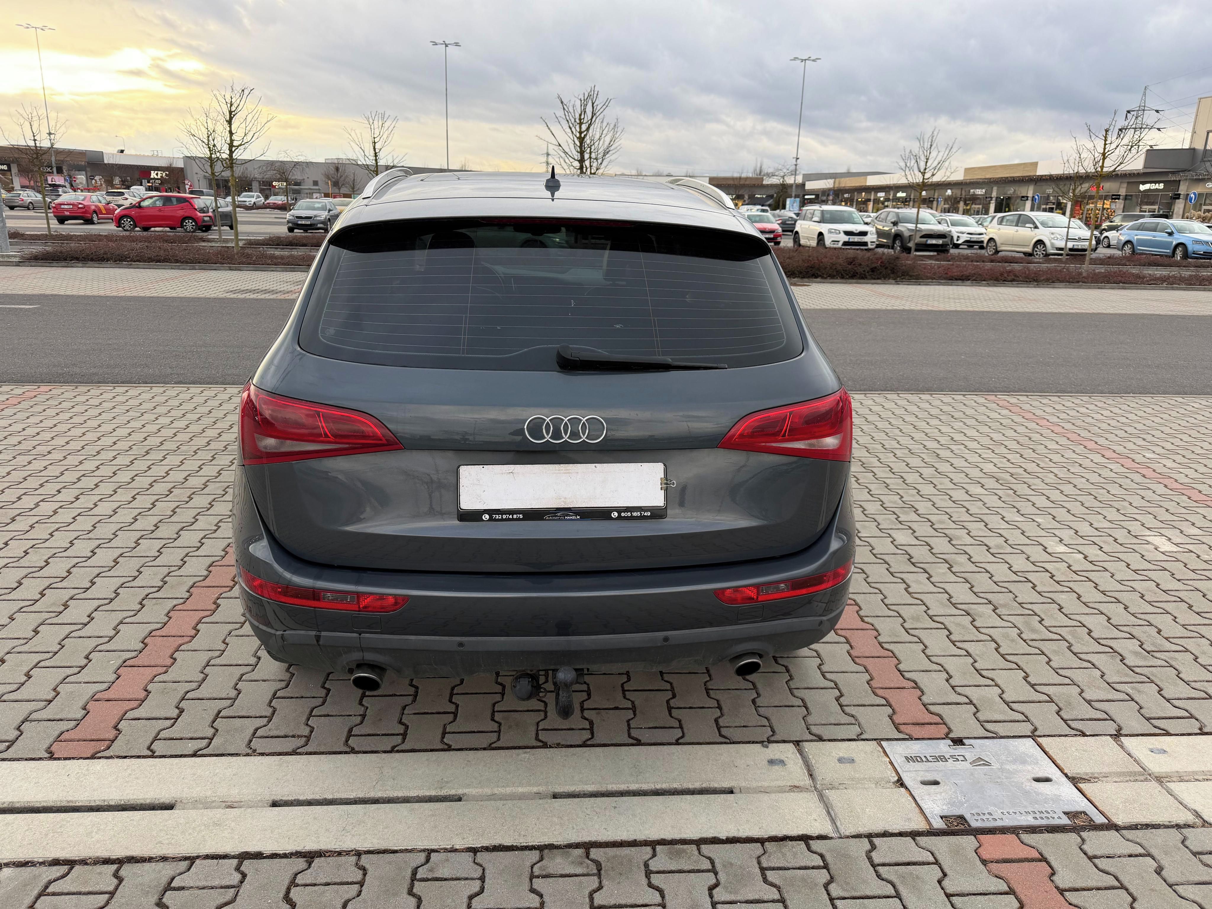 Audi Q5, 3.0 TDi kůže NAVI panorama TZ - fotka 4
