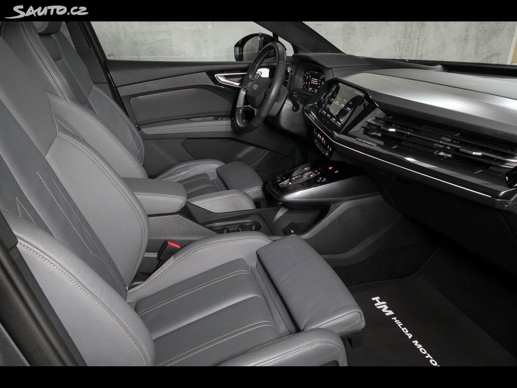 AUDI Q4 E-TRON 50 QUATTRO S LINE