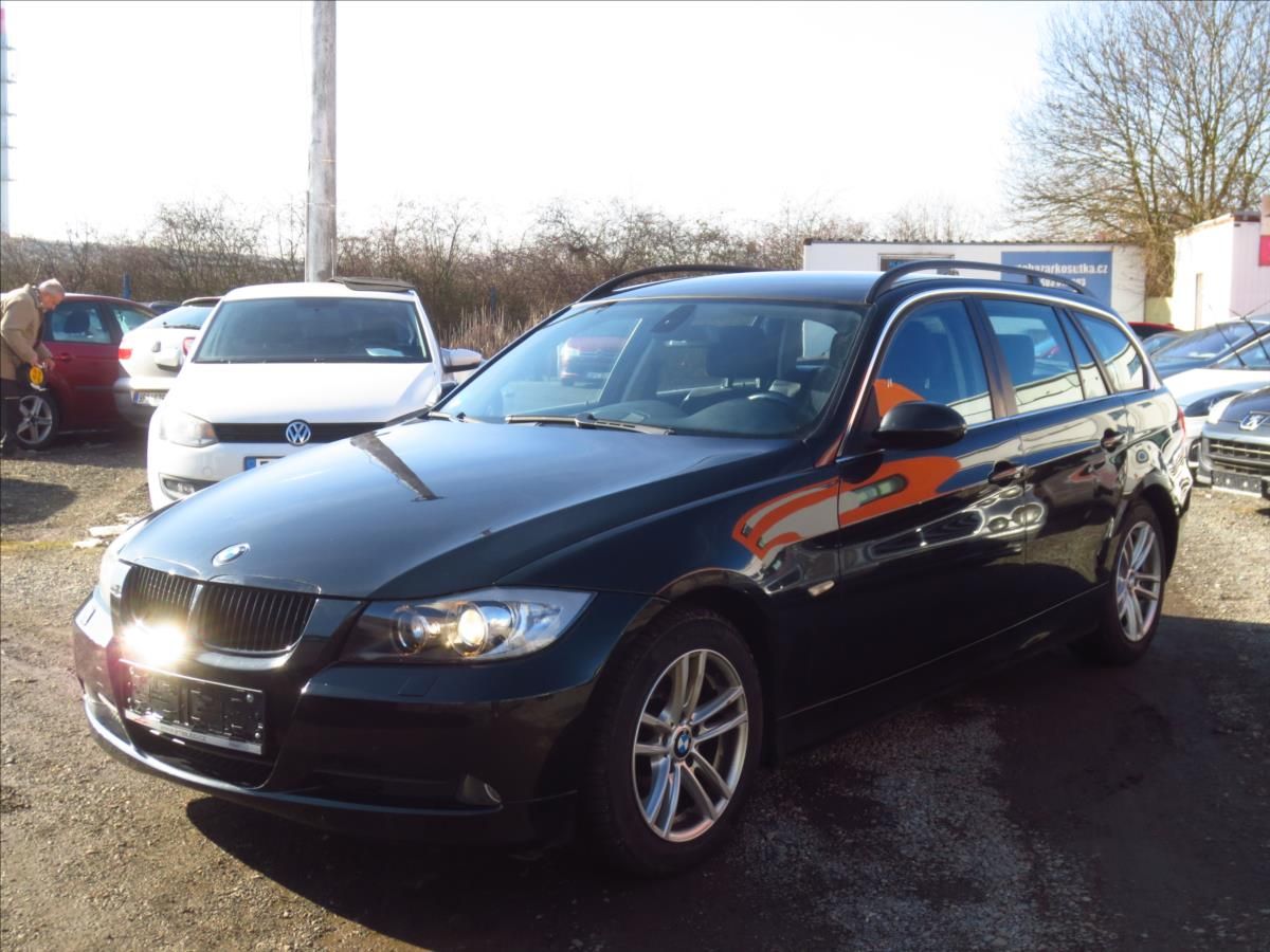 BMW Řada 3, 2,5   N52/160kW/AUT., STK 2028 - fotka 2
