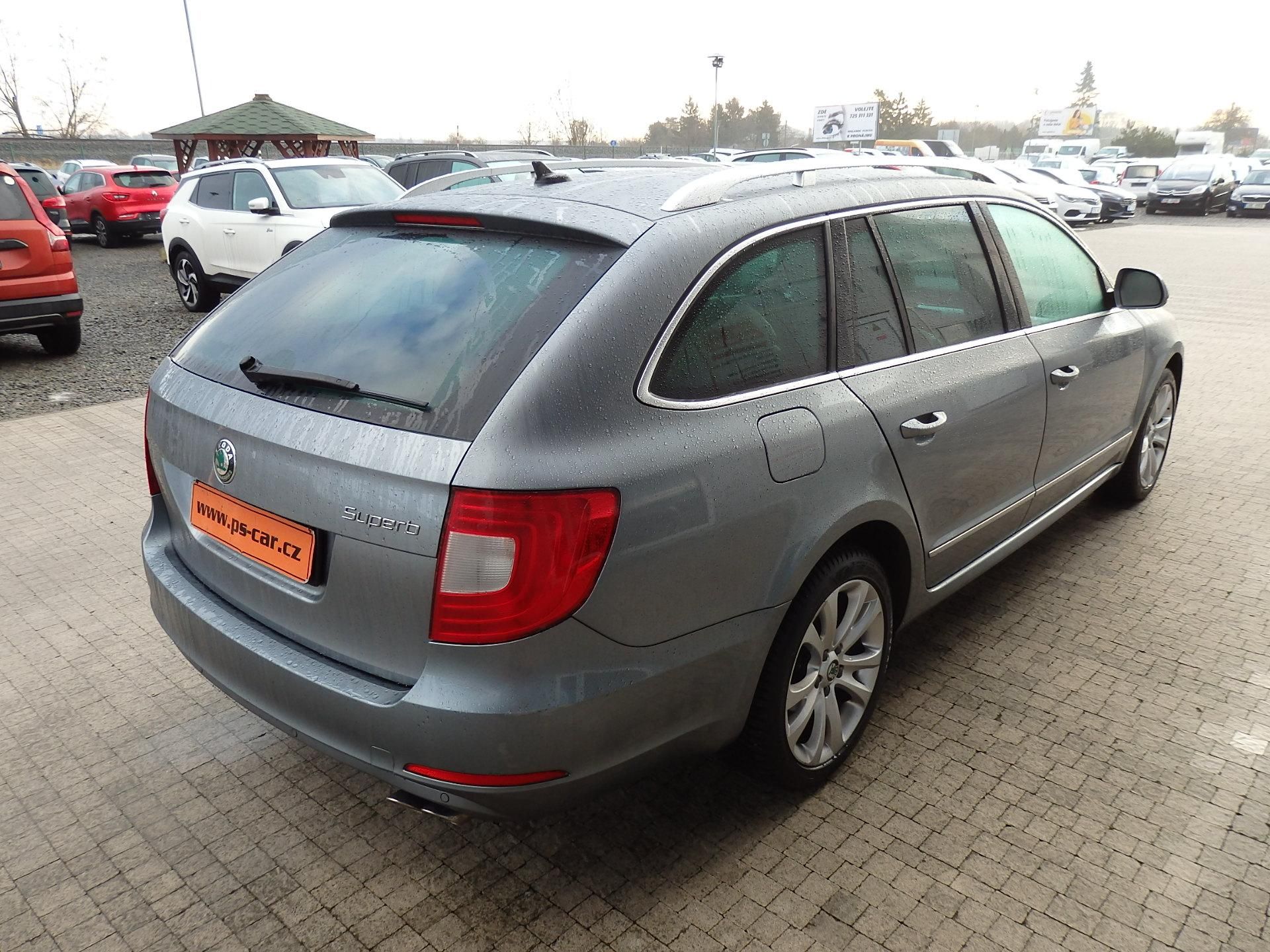 Škoda Superb, 2.0 TSI 147 kW DIGI. KLIMA - fotka 4