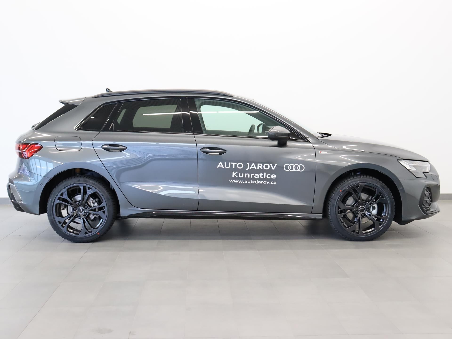 Audi A3 - fotka 3