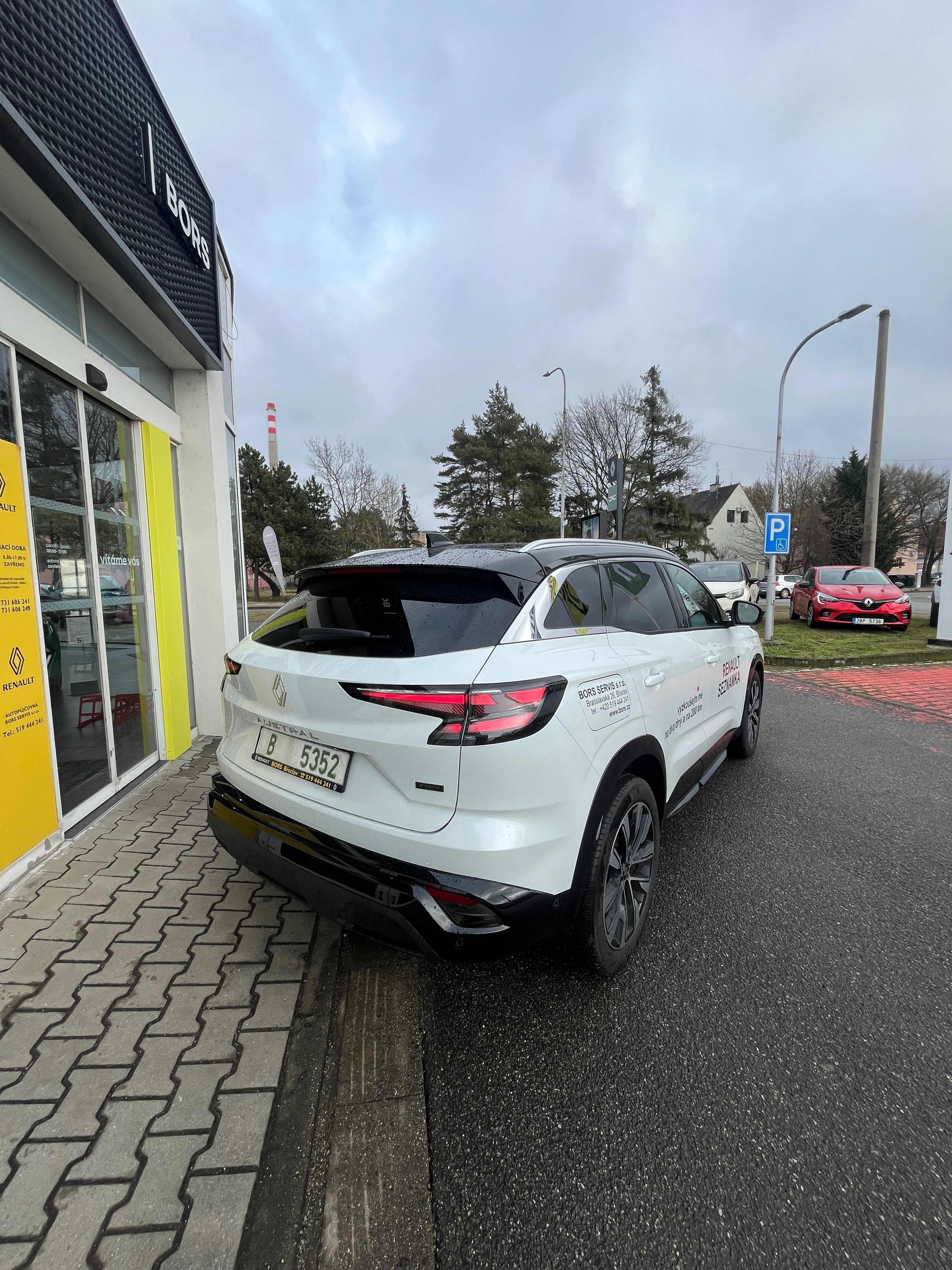 Renault Austral, techno full hybrid E-Tech 200 - fotka 3